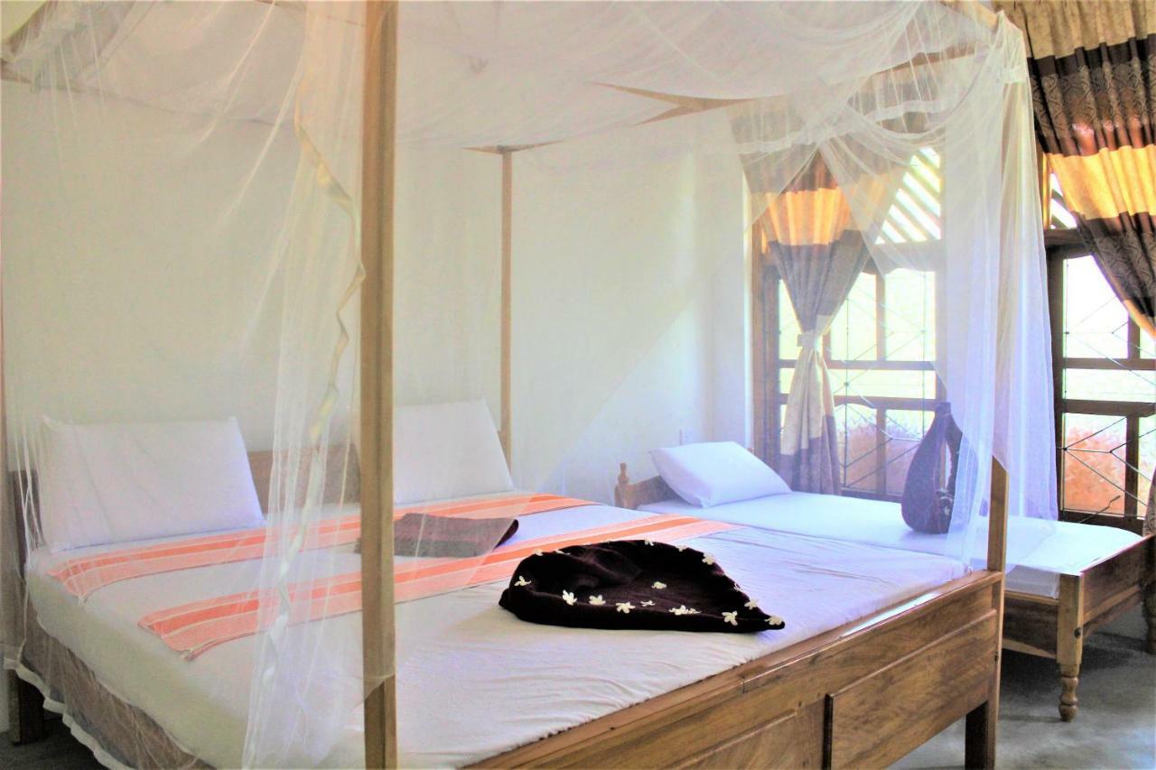 Badolina Kingdom Hotel Arugam Bay Buitenkant foto