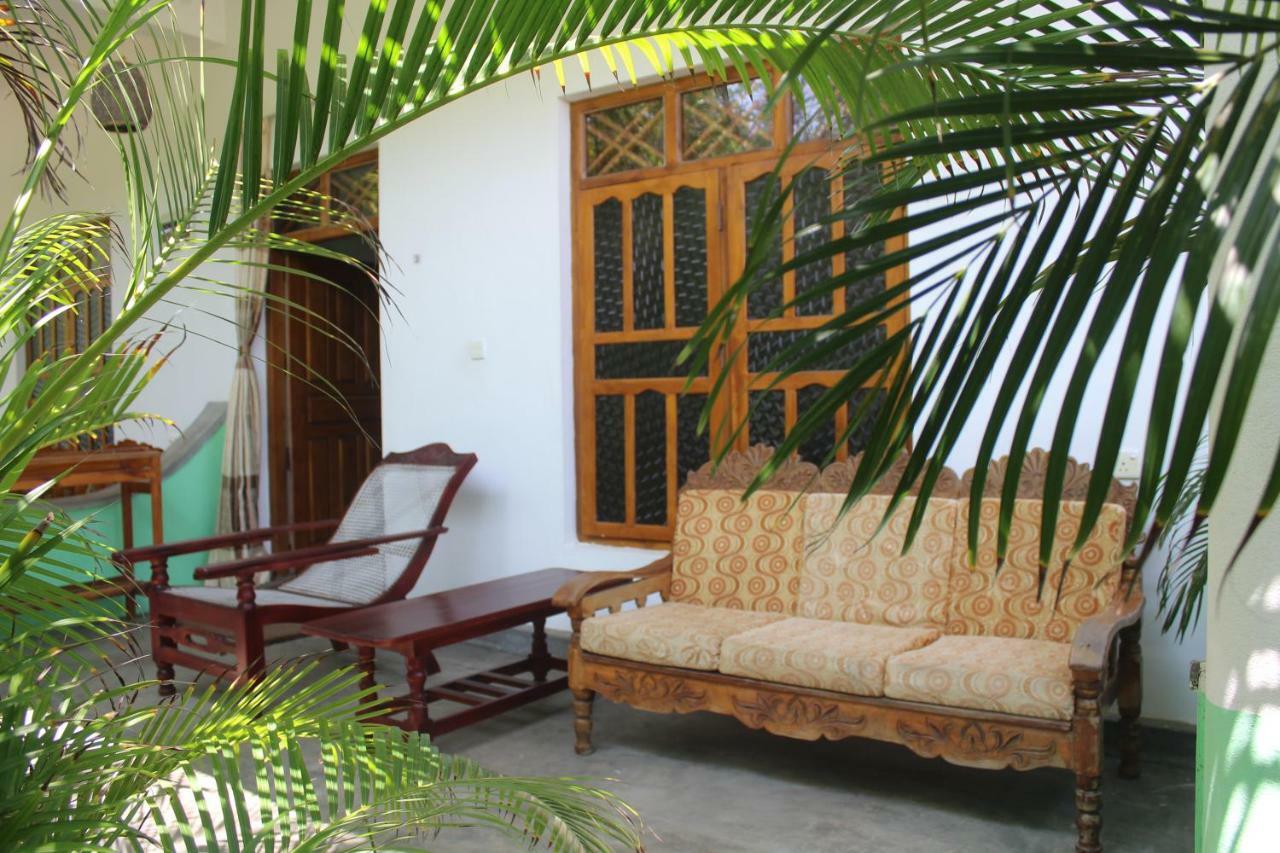 Badolina Kingdom Hotel Arugam Bay Buitenkant foto