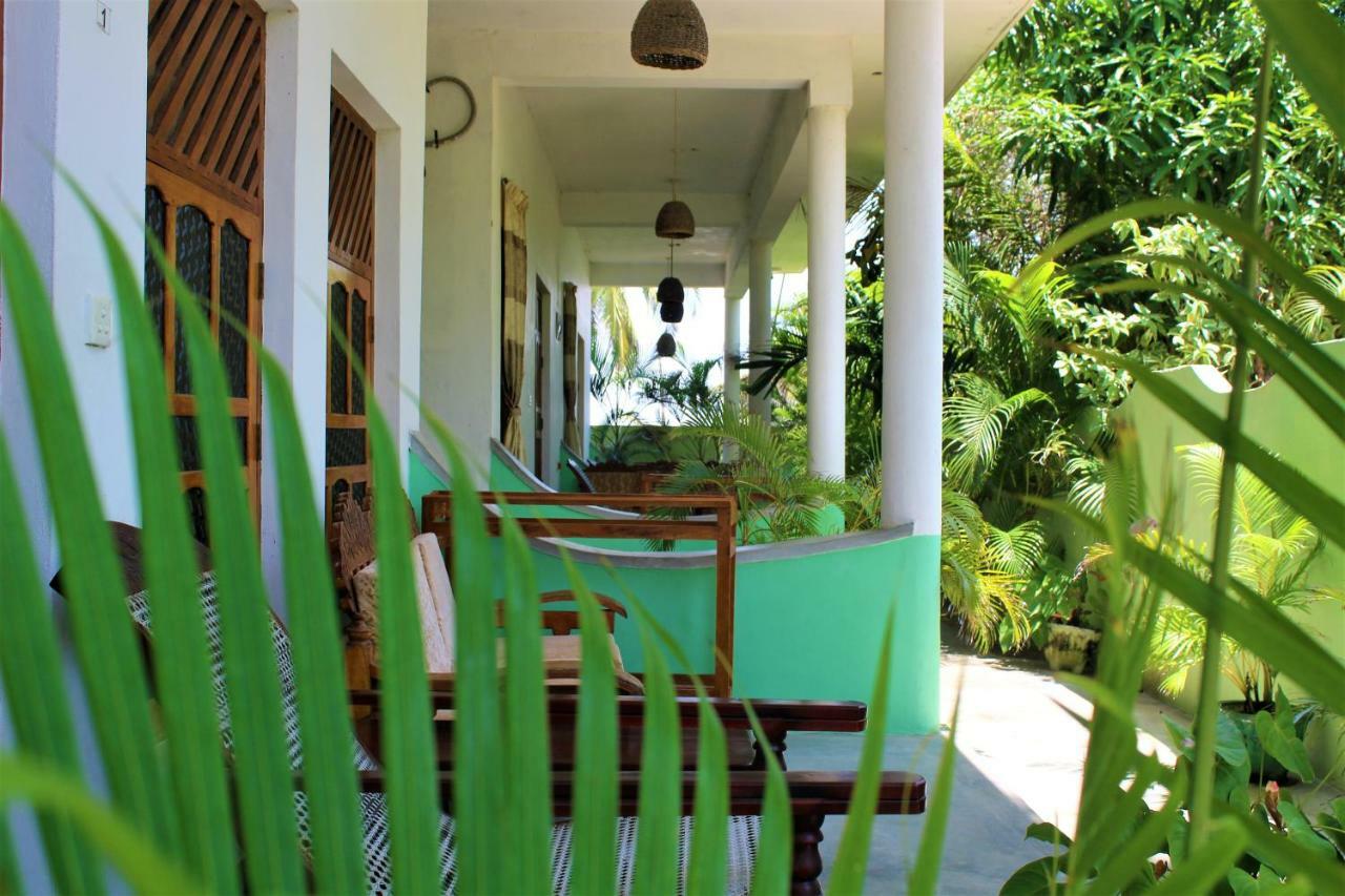 Badolina Kingdom Hotel Arugam Bay Buitenkant foto