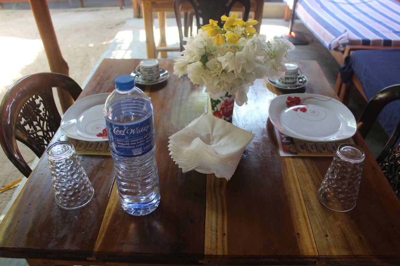 Badolina Kingdom Hotel Arugam Bay Buitenkant foto